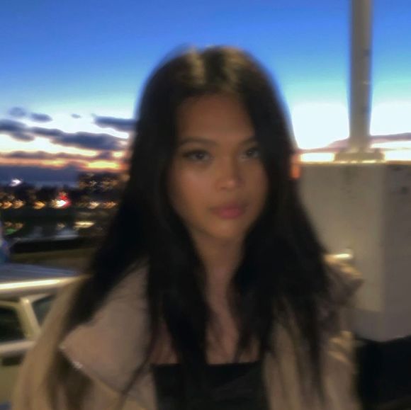 Meet your Posher, Shania - Picture 1 of 1